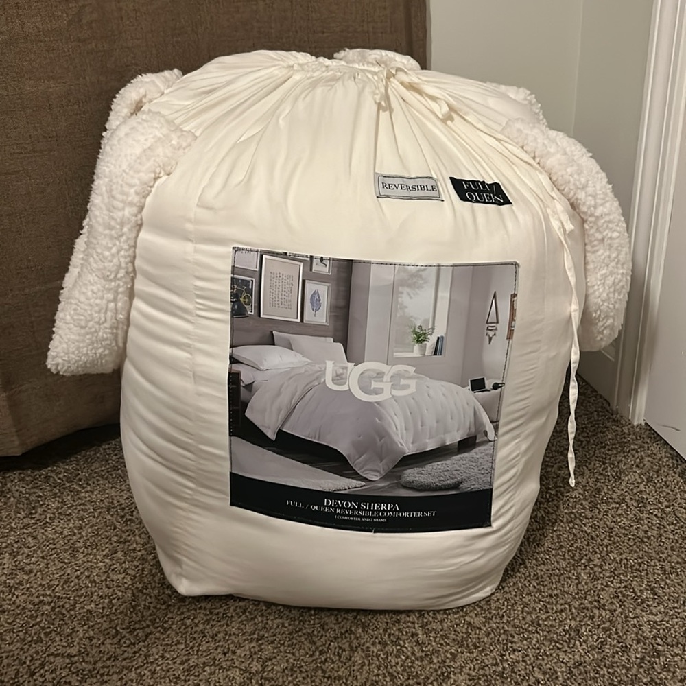 UGG Devon Sherpa Comforter Set Full/Queen